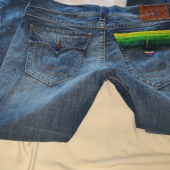 True religion - Picture 5 of 5